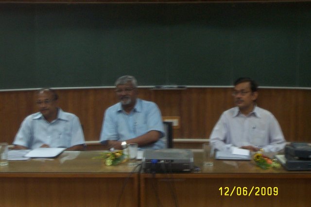 hindiconforenceon12609010.jpg