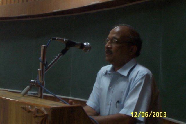 hindiconforenceon12609014.jpg