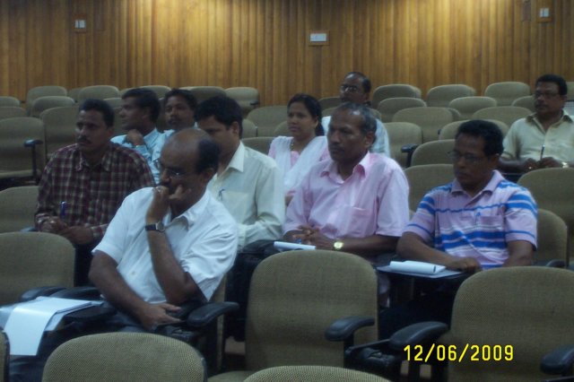 hindiconforenceon12609019.jpg