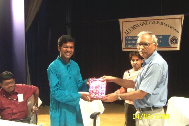 alumnidaycelebration2008073.jpg