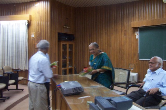 profscphataksuperannuationseminarandfarewellmeeting031.jpg