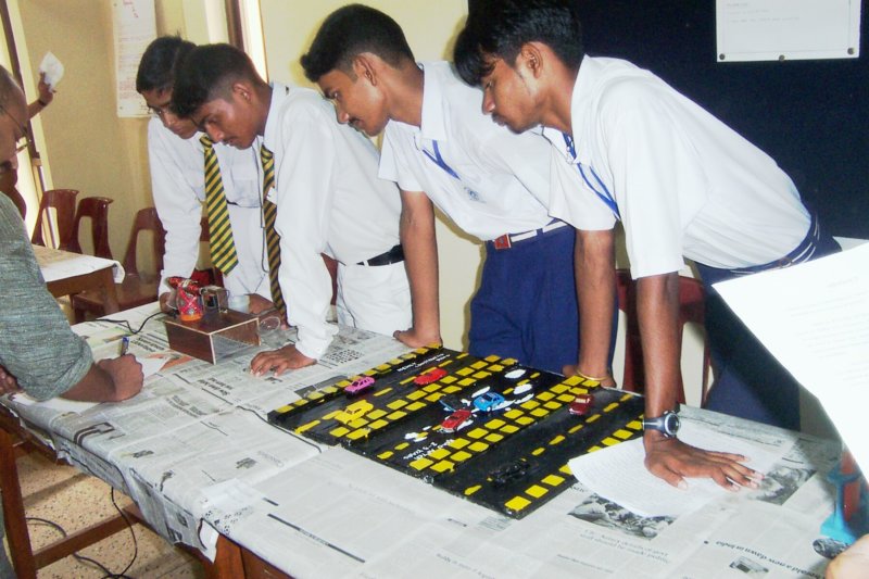 sciencemodelcontest23rdjuly06027.jpg