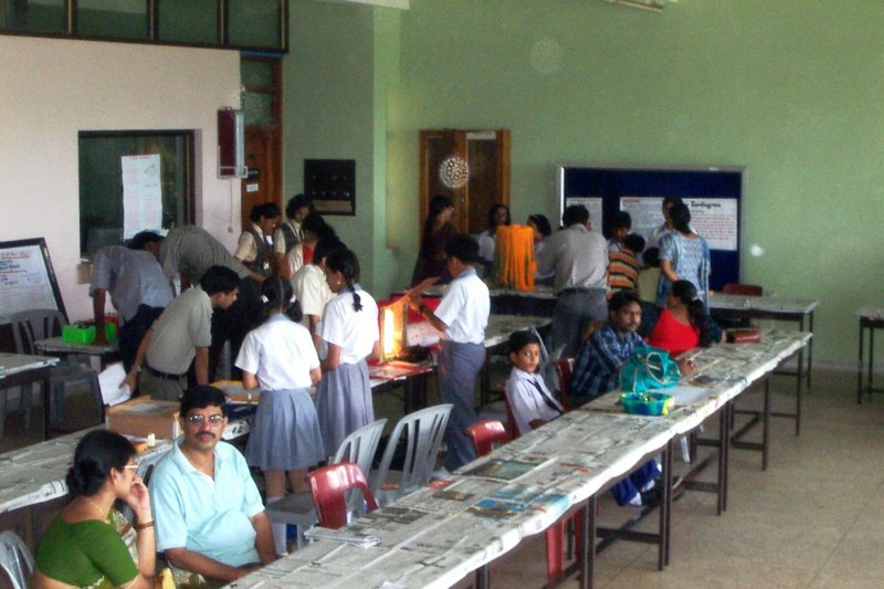 sciencemodelcontest23rdjuly06036.jpg
