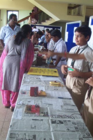 sciencemodelcontest2008020.jpg