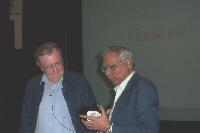 visitofprofcarlorubia012.jpg