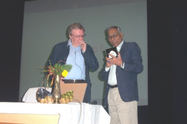 visitofprofcarlorubia015.jpg