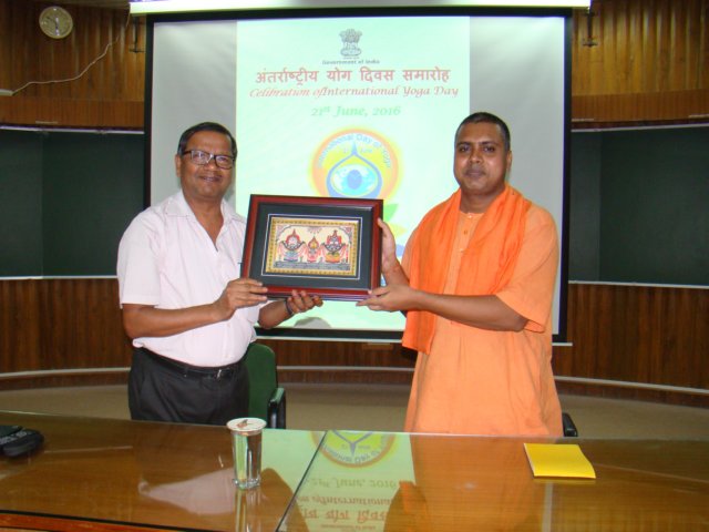 yogaday2016.jpg